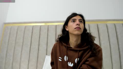 FreyaMoller  online show from February 18, 7:10 pm