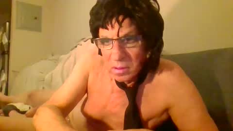 fuseanude online show from January 27, 1:48 am