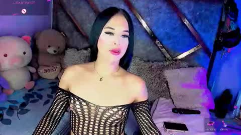 Gia Ferrara online show from November 22, 1:18 am