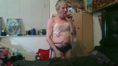 giovanni131971 online show from February 18, 4:53 am