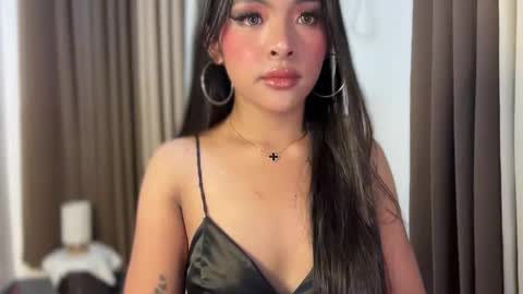 queen ronna online show from March 28, 8:27 am