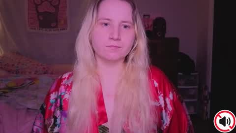 Glitch online show from December 1, 12:29 pm