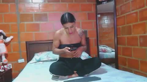 Snapshot of golositha26 chatting on January 6, 2:26 am Valentina online show from January 6, 2:26 am