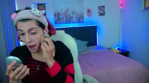 goth_minerva online show from March 3, 1:40 pm