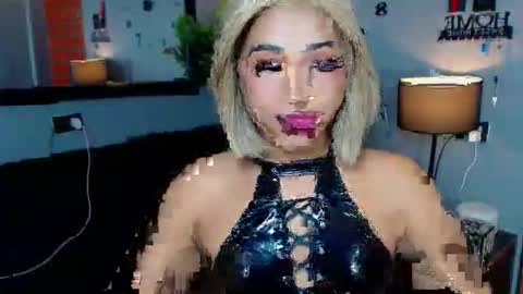 Call me Miss Gwen online show from November 7, 10:37 am