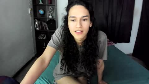 helena_spellman online show from February 22, 6:05 am