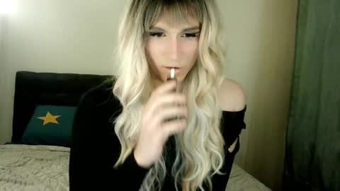 Helen Spellman online show from March 4, 10:25 pm