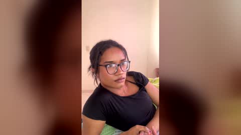 horny_brii online show from April 15, 7:58 pm