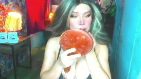 T A N Y A online show from July 1, 4:57 am