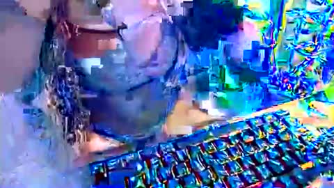 hotbritneyxx online show from February 16, 7:34 pm