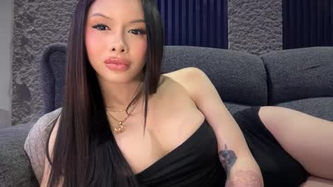 Tine Castillo online show from October 26, 5:14 am