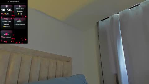 Juliiiiian online show from April 15, 4:45 pm