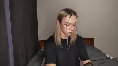 Jade online show from November 20, 3:34 pm