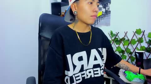 mathias online show from November 8, 5:30 am