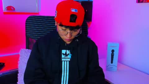 mathias online show from June 9, 2:33 am