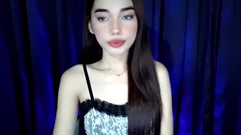 Isabelle online show from June 2, 2:30 pm