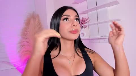 Isa online show from April 14, 10:48 pm