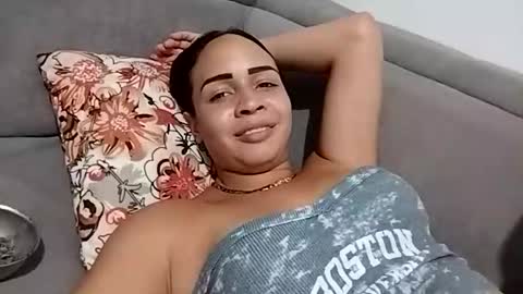 Isabella  online show from January 9, 2:27 am