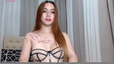 Emily online show from November 13, 7:39 am