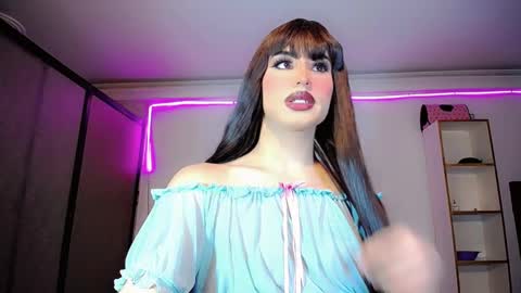 ivannahot23 online show from January 19, 4:54 am