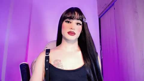 ivannahot23 online show from October 2, 2:23 am