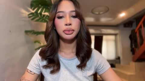 kirstenelsie online show from February 20, 2:18 am