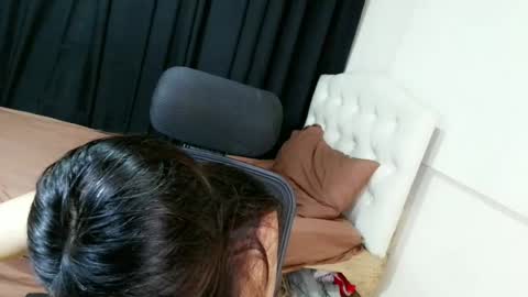 Red online show from June 29, 7:13 pm