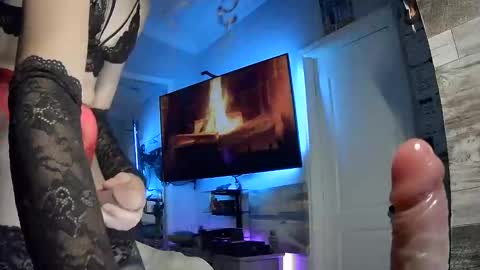 jamie4fun96 online show from April 1, 8:05 am