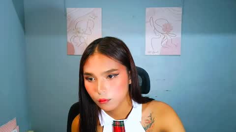janella online show from May 29, 3:05 am