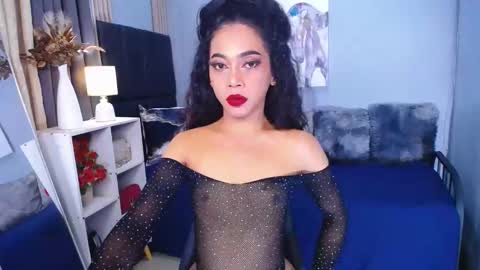 janemonet online show from December 8, 6:33 am