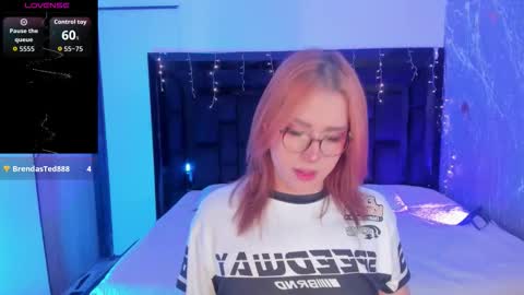 Janne  online show from December 21, 11:21 pm