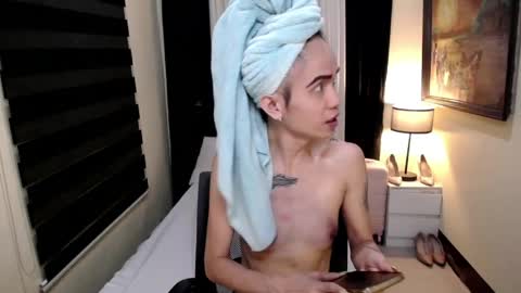 Anne Fox online show from April 7, 6:25 am