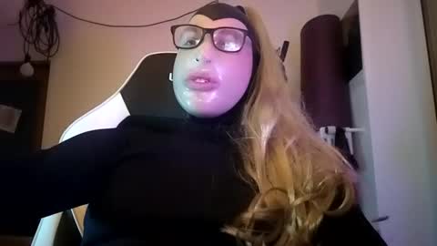 The sweetest toy online show from March 3, 11:23 pm