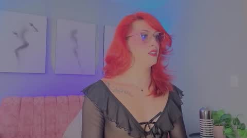 Juliana online show from November 11, 4:31 pm