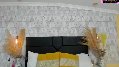 Justine online show from March 19, 4:23 am