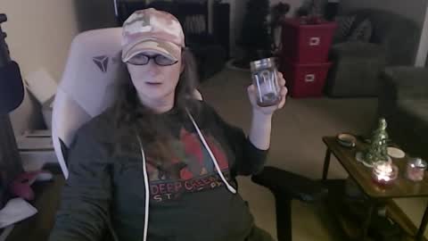 Camprincess331 online show from November 15, 2:53 am