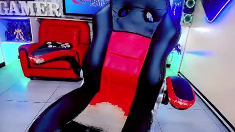 karol Vanessa   online show from May 23, 12:01 pm