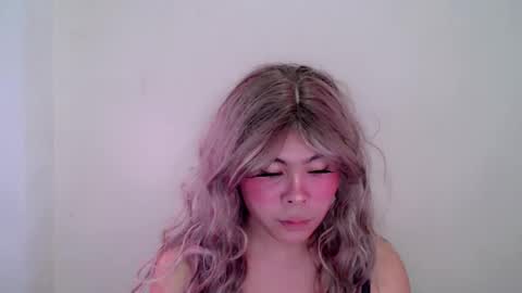 kat online show from February 25, 9:03 am