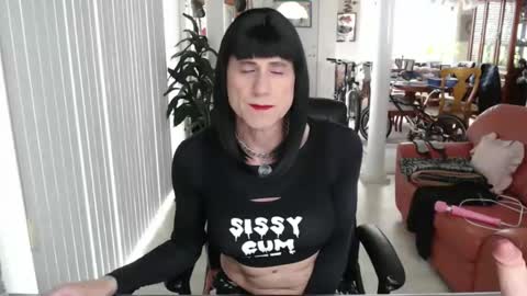 kellyanne Lynn but please call me fucktoy online show from April 11, 4:54 pm