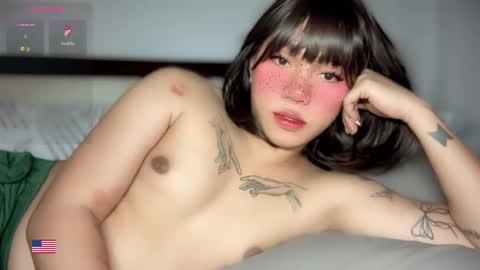 Kelly Smith online show from April 16, 10:05 am