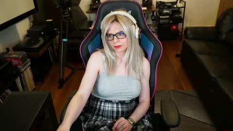 kelseycobalt online show from July 22, 10:25 pm