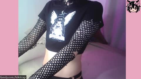 Kiki Trap online show from January 4, 5:05 am