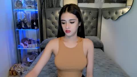 lady_moriseth online show from October 6, 8:25 am