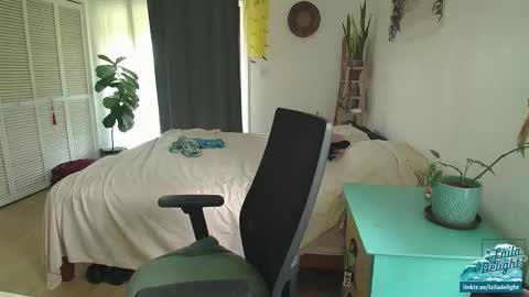 Laila Delight Goddess of Light online show from October 11, 7:38 pm