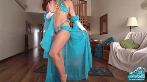 Laila Delight Goddess of Light online show from November 1, 12:30 am