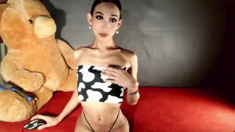 laradior online show from April 21, 12:01 pm