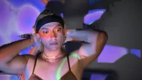 lauran101 online show from February 6, 2:22 am