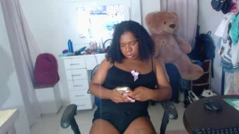 licy online show from May 7, 1:45 am