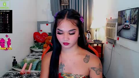 LILY online show from March 12, 3:29 pm