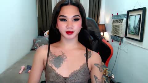 LILY online show from October 13, 11:55 am